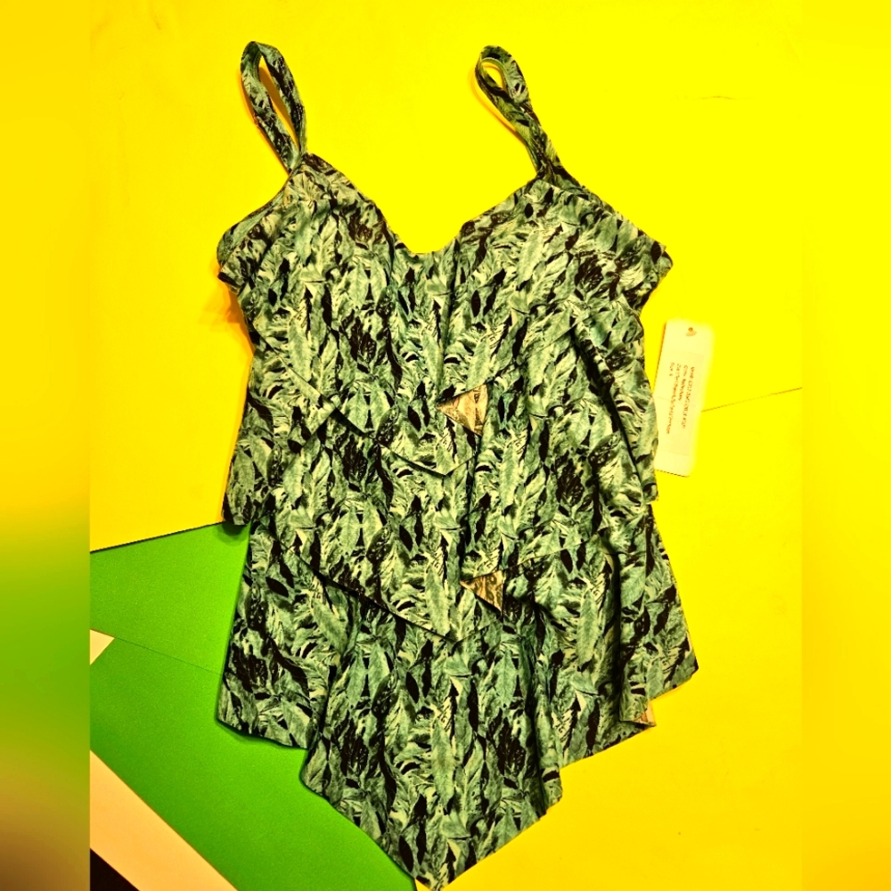 Island Pearls Aqua/Black Tiered  TANKINI Size 8 NWT
